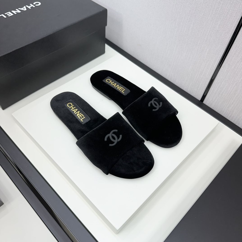 Ch*el slippers